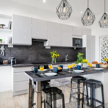 La Galerie 58 - Appartement Design - 3 Chambres - Centre De Nice ניס