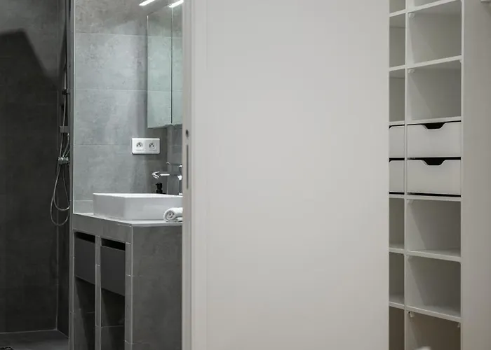 La Galerie 58 - Luxe & Design En Centre *